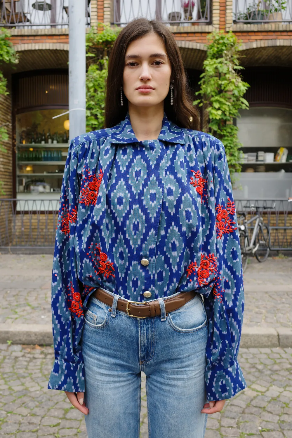 Caro Editions Bonsai Skjorte blå ikat broderi bomuld