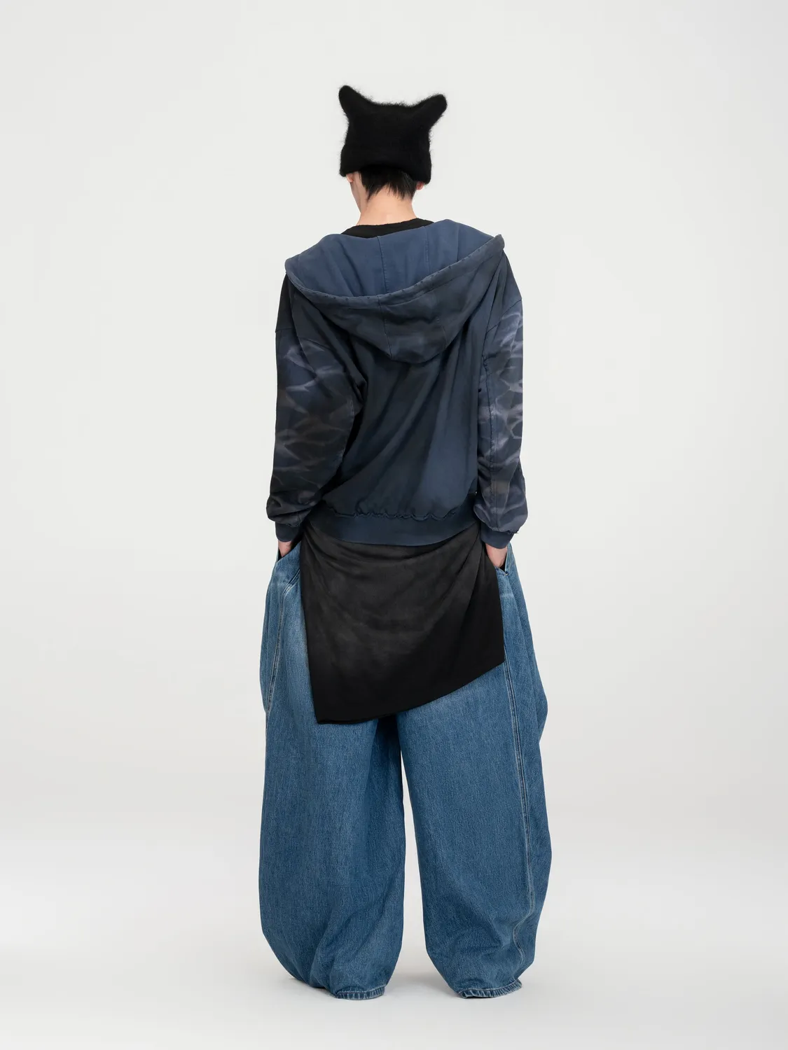 Feng Chen Wang Washed Pleated Oversized jeans lys