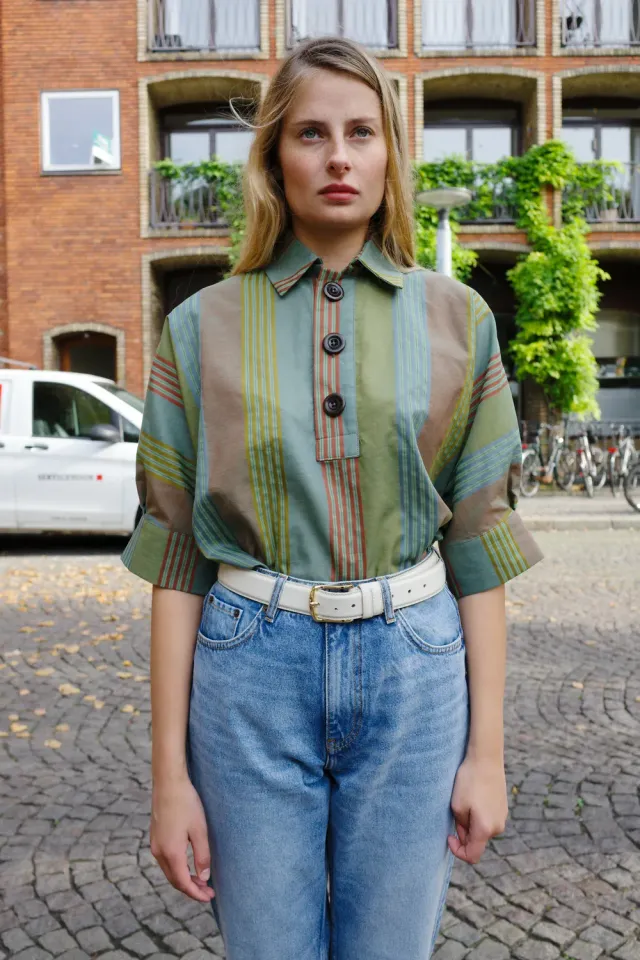 Caro Editions Lisbeth Blouse Green Stripe bluse bomuld