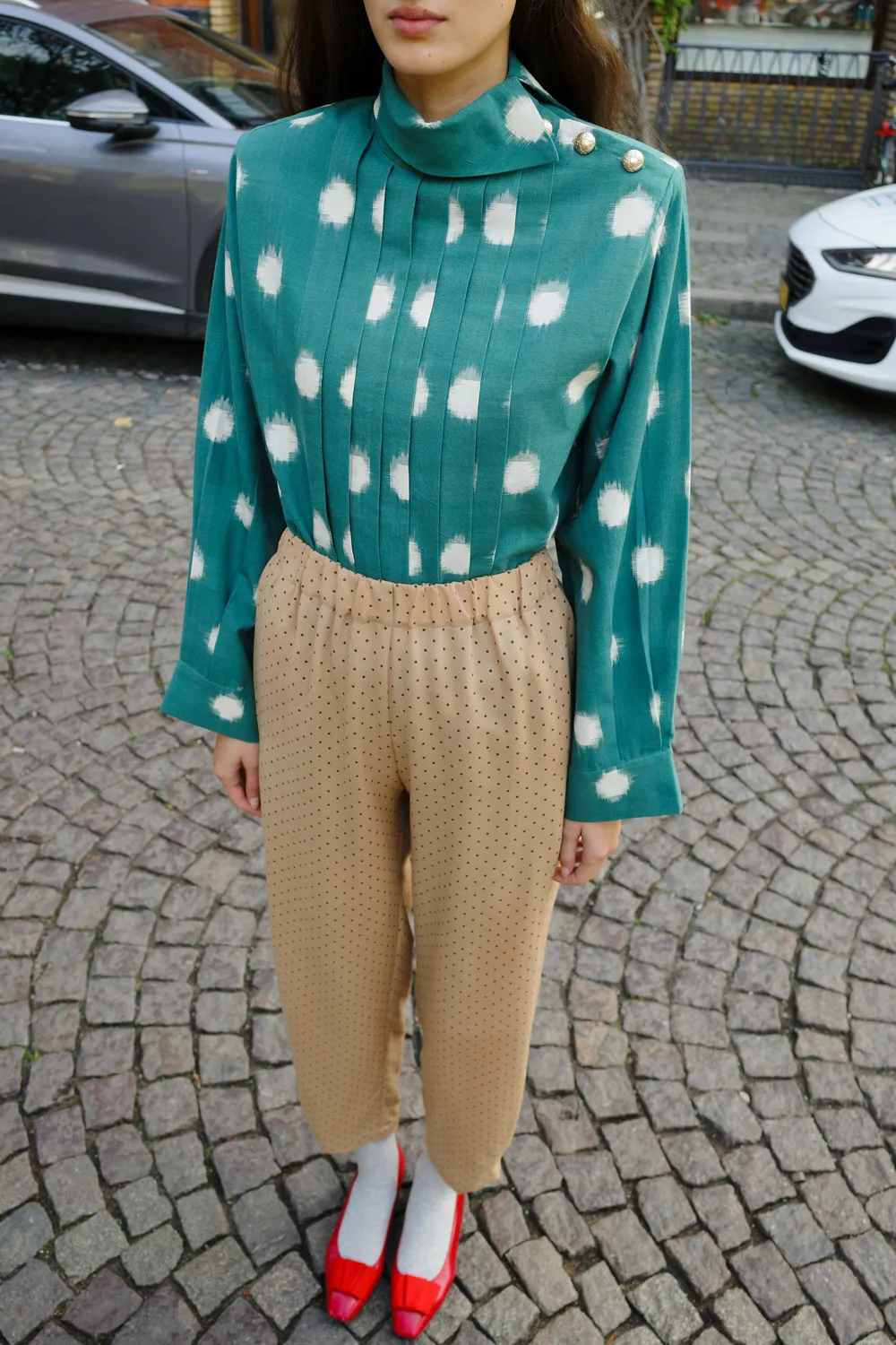 Caro Editions Pleated Ivona Shirt skjorte grøn ikat