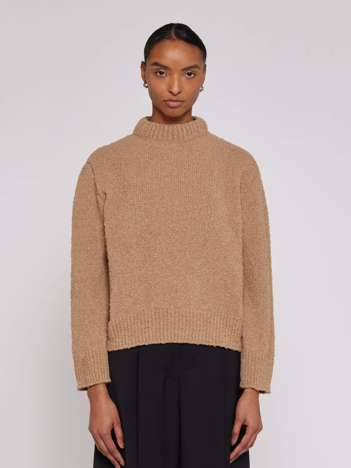 Laneus crew neck strik camel uld boxy