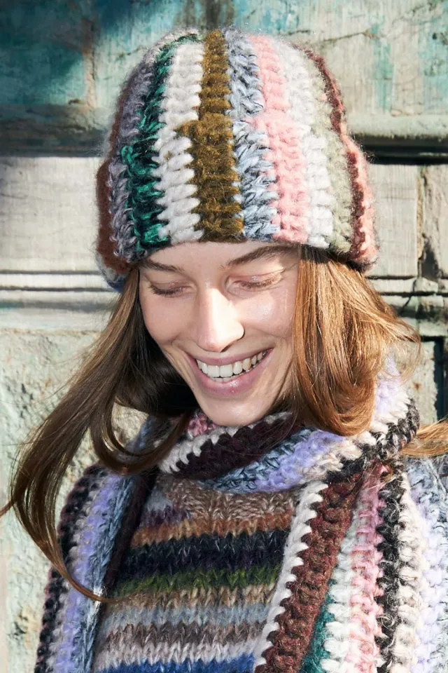DAWNXDARE Beanie DS hue 990 Dark Multi mohair