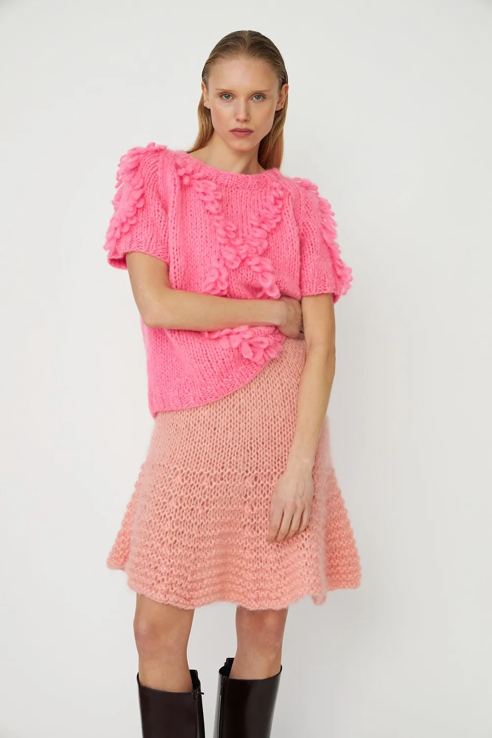 DAWNXDARE Estelle Diamond strikbluse 210 fluo pink