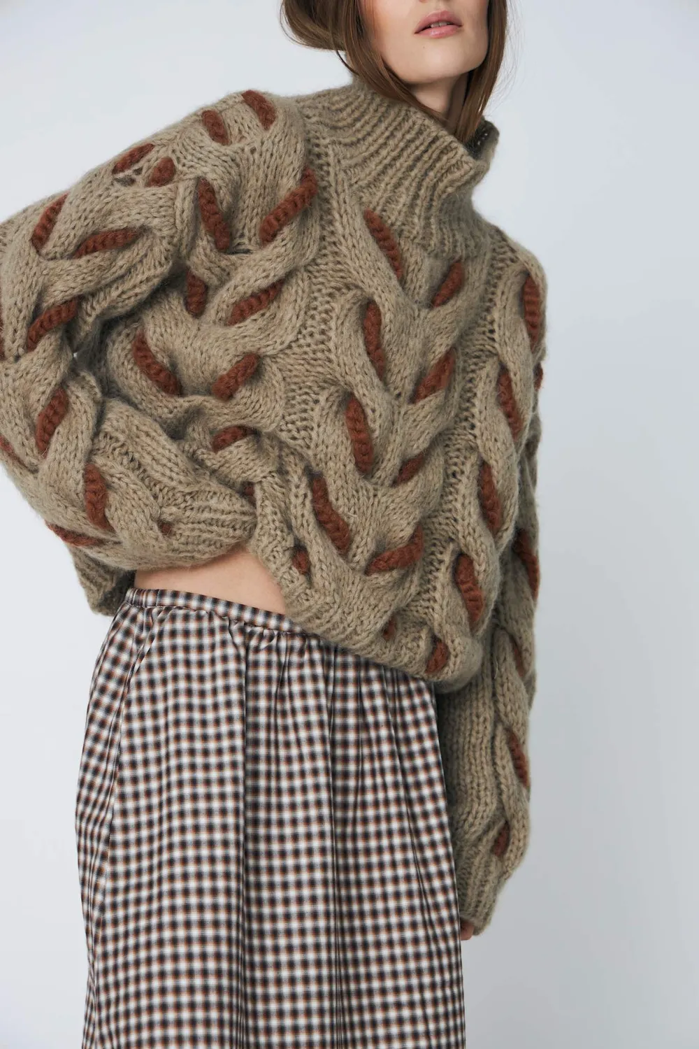DAWNXDARE Honey strikpullover 592 khaki kabelstrik