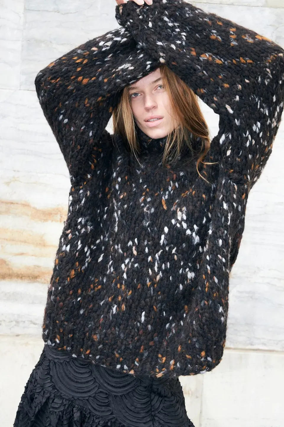DAWNXDARE HOPE 199 sweater sort rullekrave