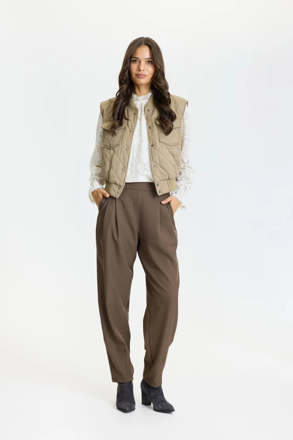 IN FRONT Davina quiltet vest med knapper S-XXL