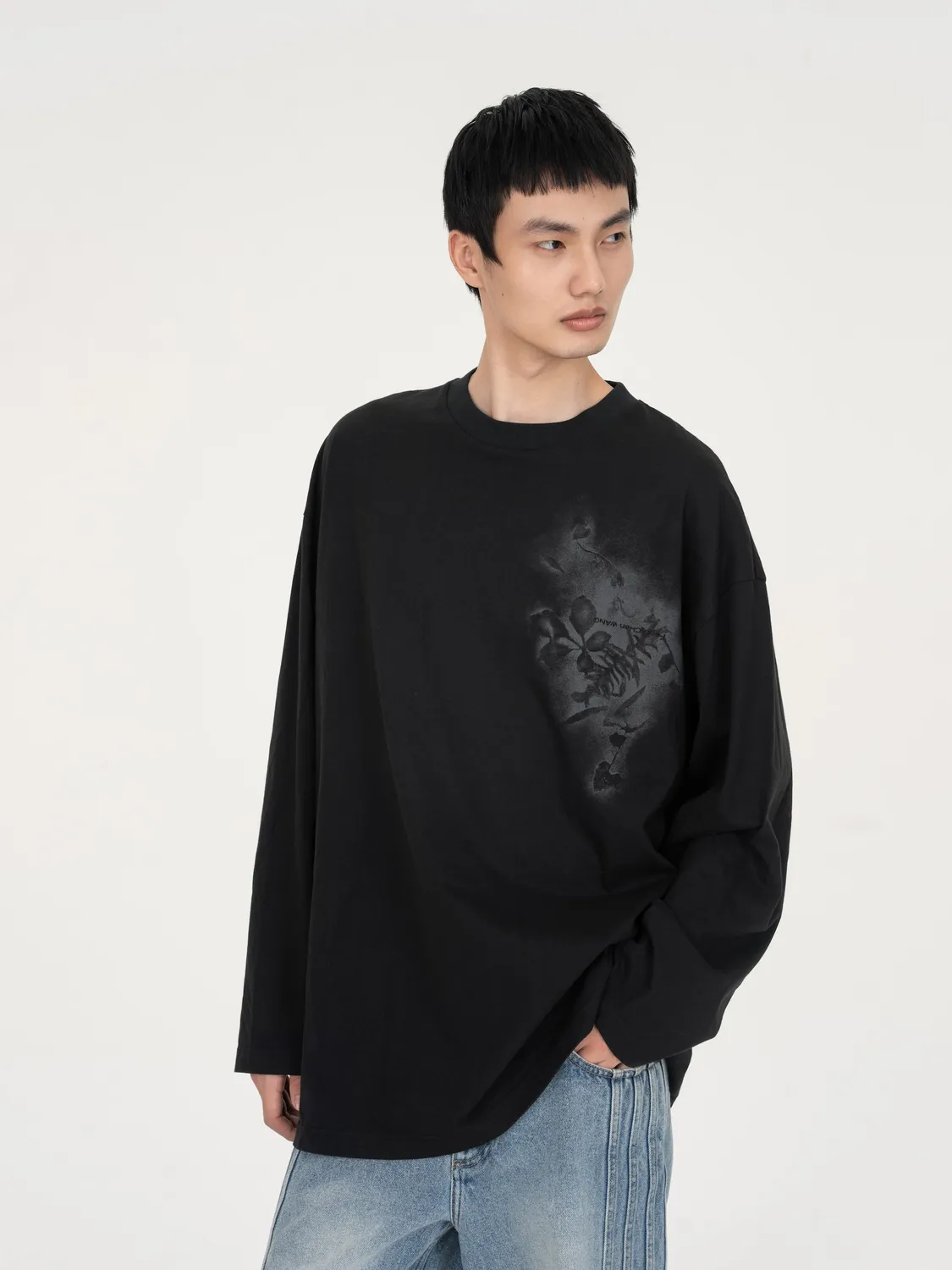 Feng Chen Wang Spray Plants t-shirt plantefarvet