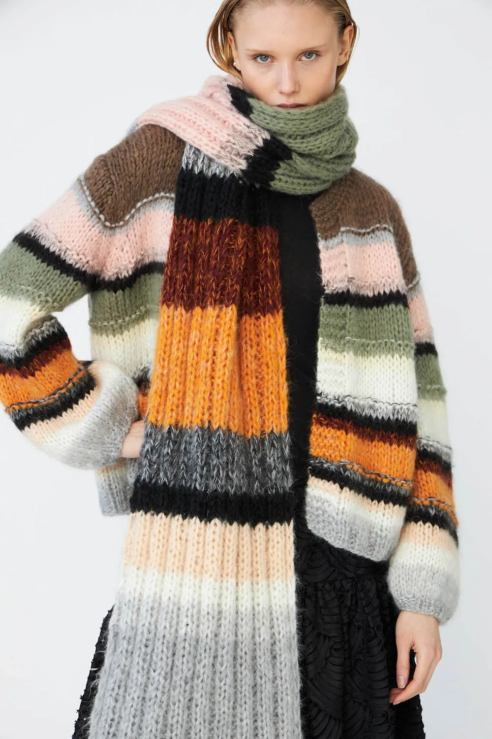 DAWNXDARE Scarf 890 Stone tørklæde stribet