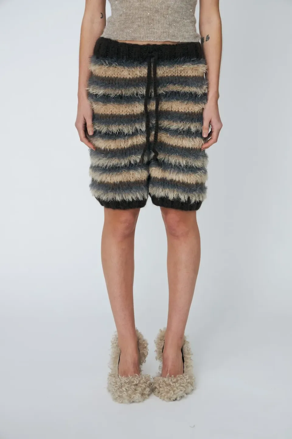 Dawnxdare Carmen 855 Soil shorts håndstrikket brun
