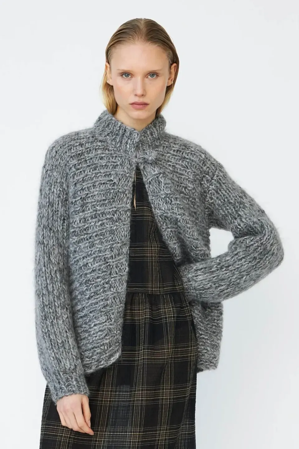 DAWNXDARE BARKER 990 strikcardigan cloud ribstrik