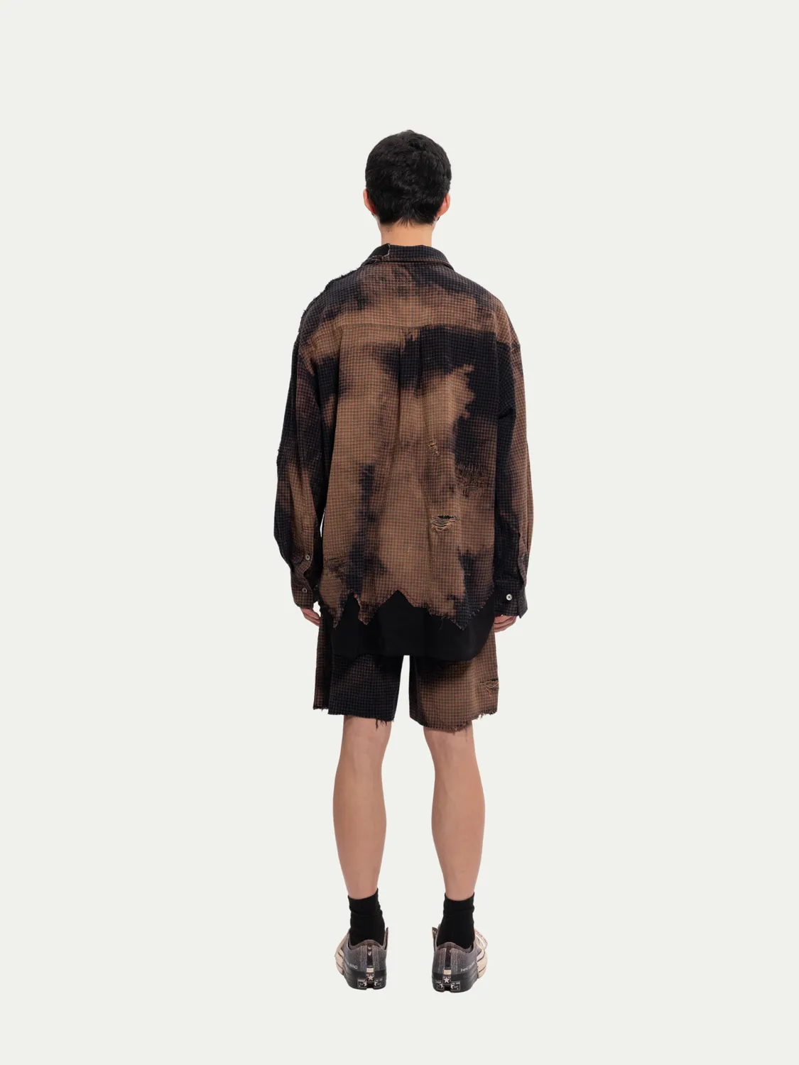 Feng Chen Wang Decayed Check shorts ternet