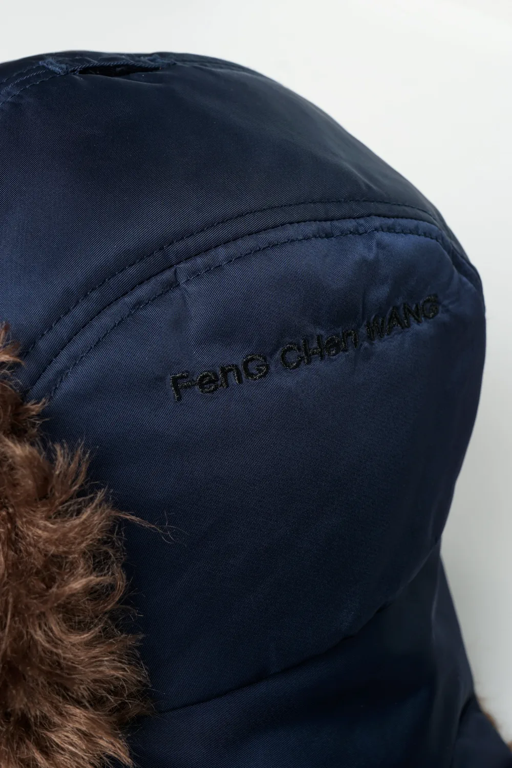 Feng Chen Wang Cat Earflap hue navy nylon pels