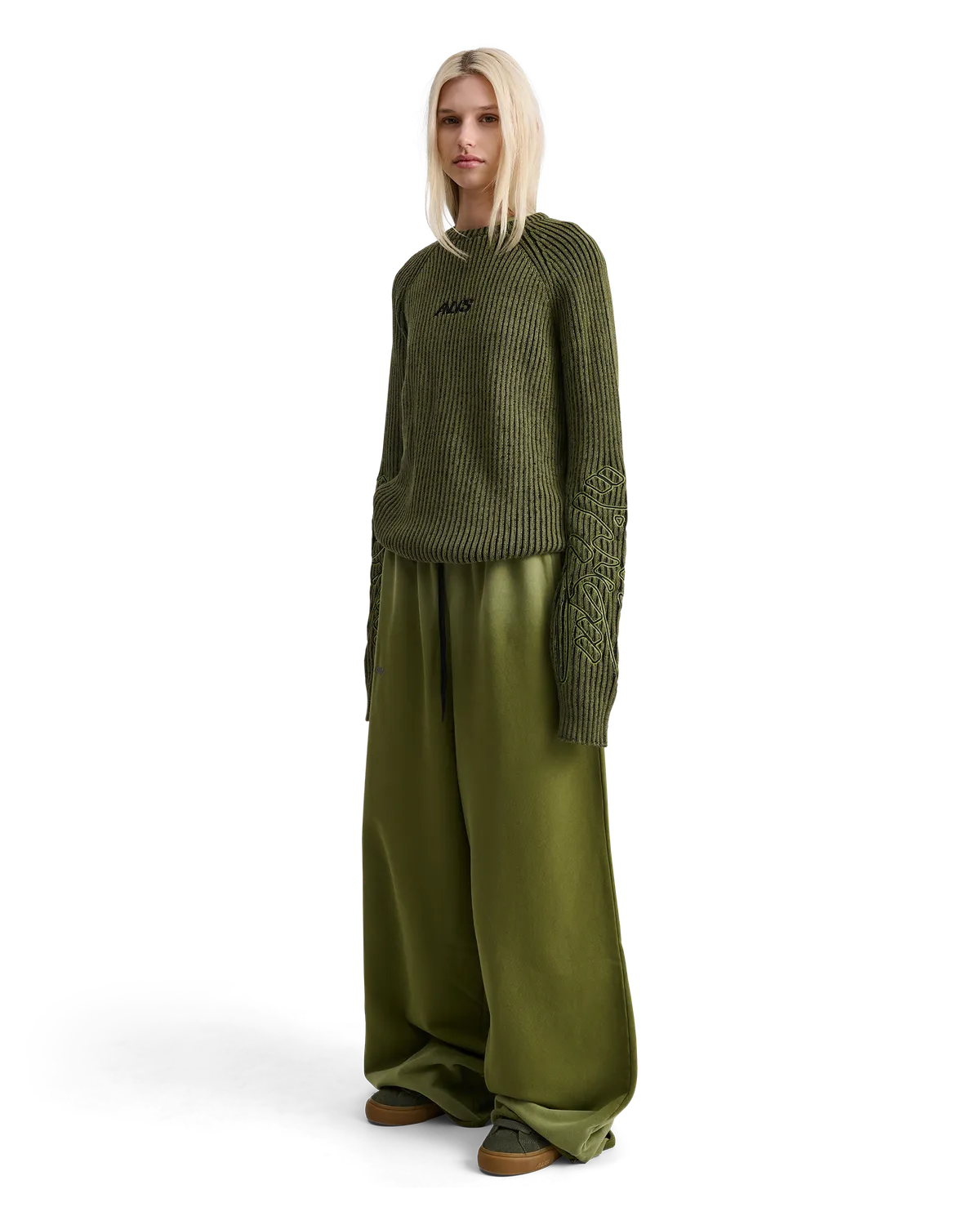 Alis Aria sweatshirt Oliven broderet bomuld