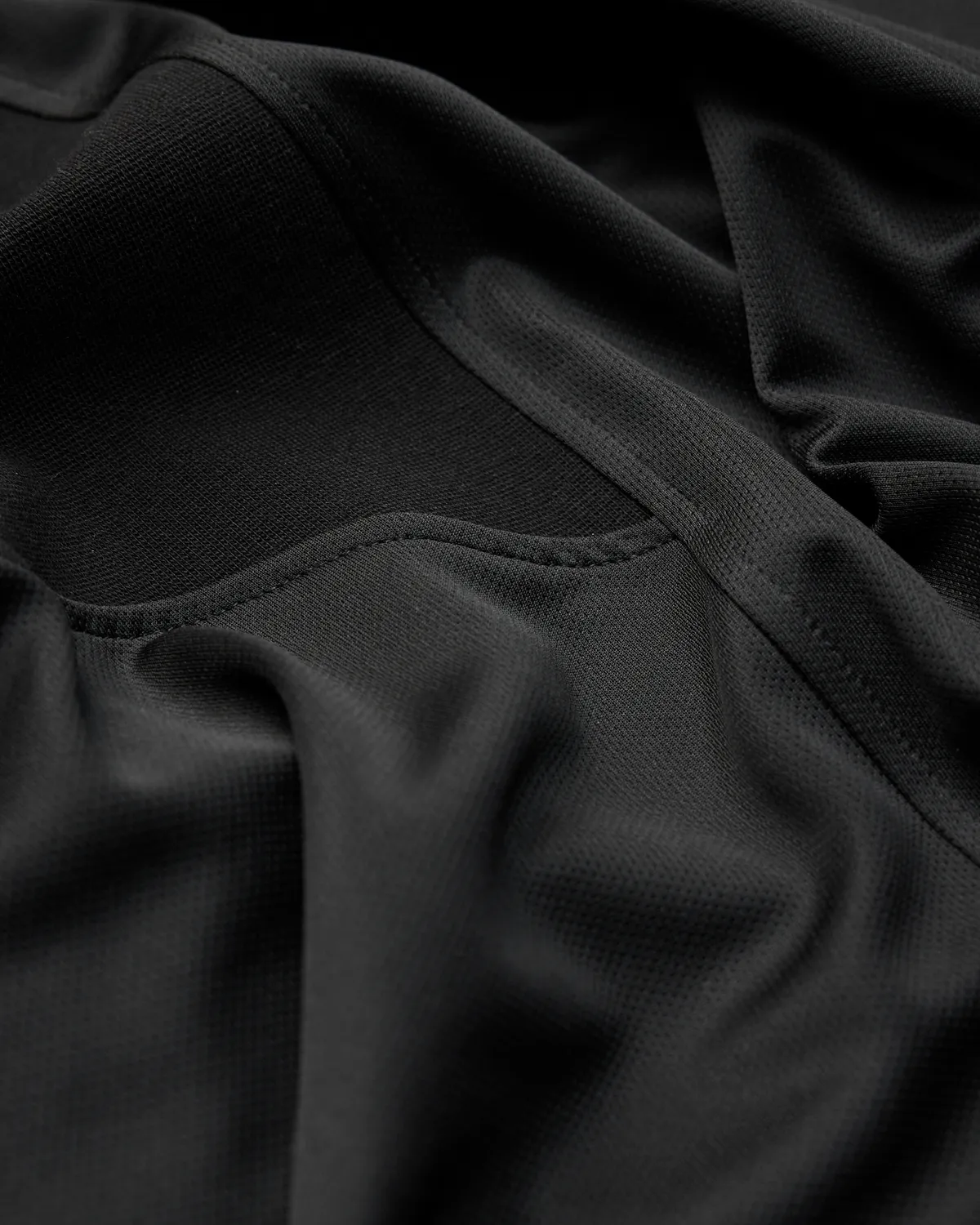 Alis Wizzy polo Black/Grey løs pasform