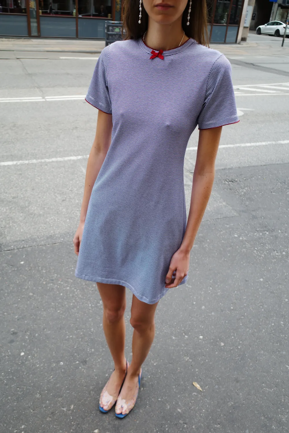 Caro Editions Jersey T-shirt kjole navy stribet bomuld