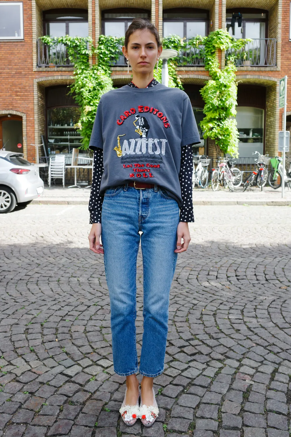 Caro Editions Freddy T-shirt grå jazz broderi