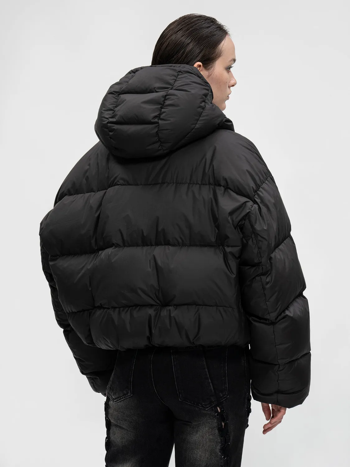 Feng Chen Wang Pleated dunjakke sort oversize