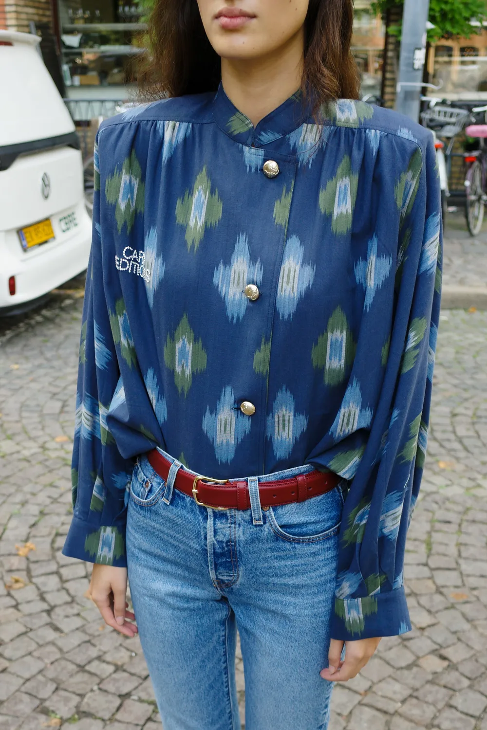 Caro Editions Susan skjortejakke navy ikat broderi