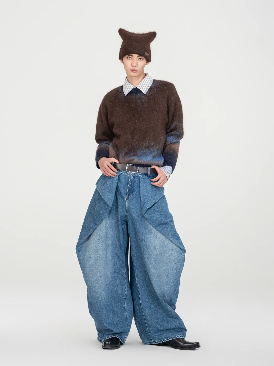 Feng Chen Wang Washed Pleated Oversized jeans lys