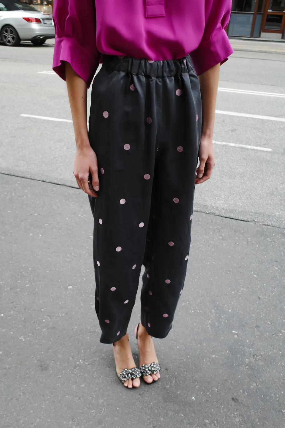 Caro Editions Coco Silk Embroidered Rosa Dots bukser rosa silke