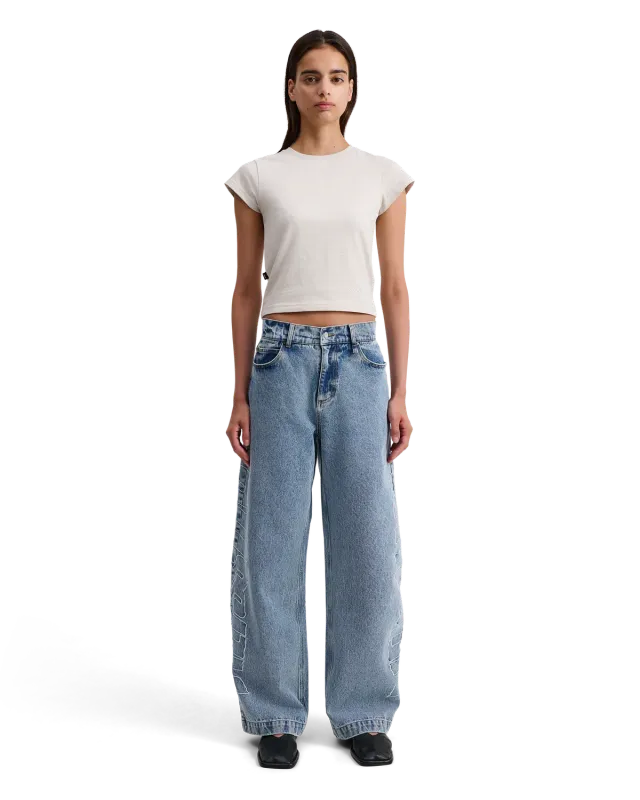 Alis Oliiey Baby t-shirt Faded Sand cropped