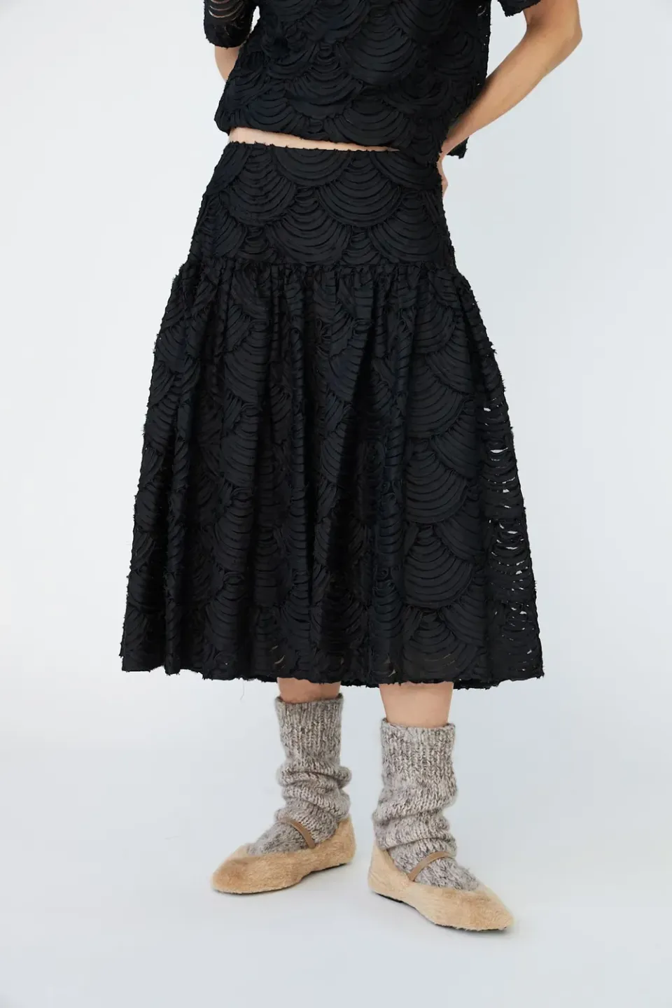 DAWNXDARE Naomi nederdel midi sort broderi