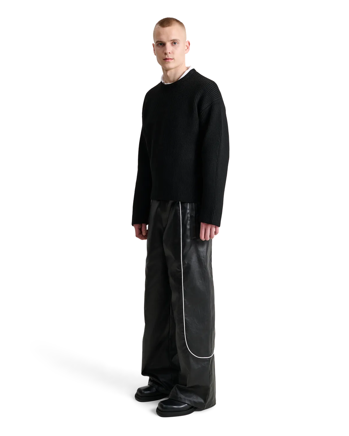Alis Ledley striktrøje Solid Black rib