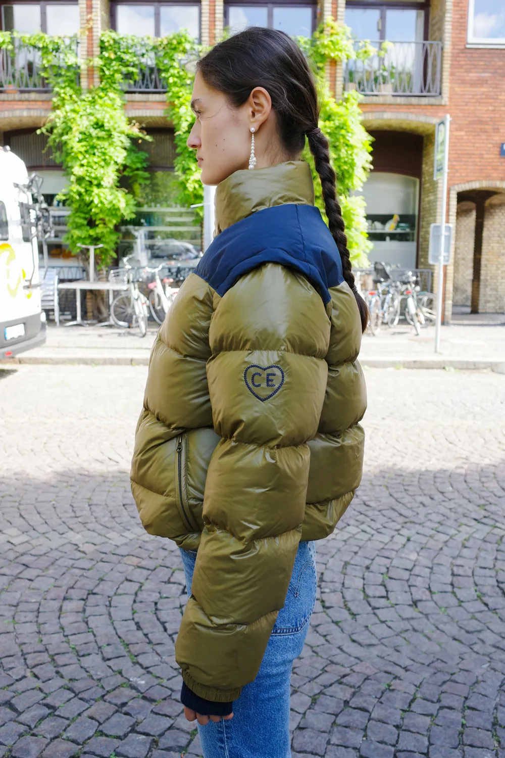 Caro Editions Puffer Nylon Feather dunjakke oliven aftagelige ærmer