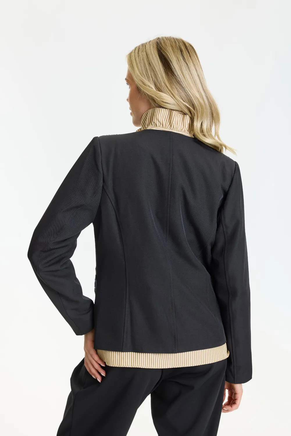 IN FRONT Loren blazer blonde kraveløs