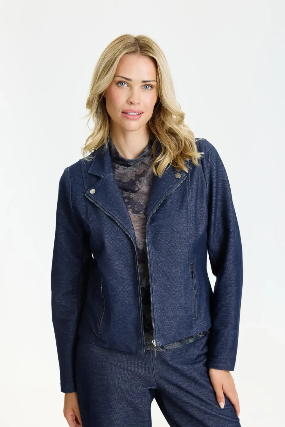 IN FRONT Adele jakke kort med denimlook