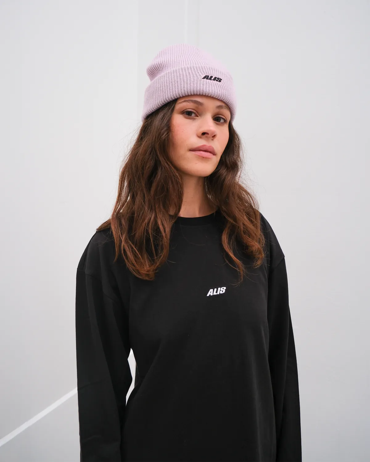 Alis Joshua langærmet t-shirt solid black
