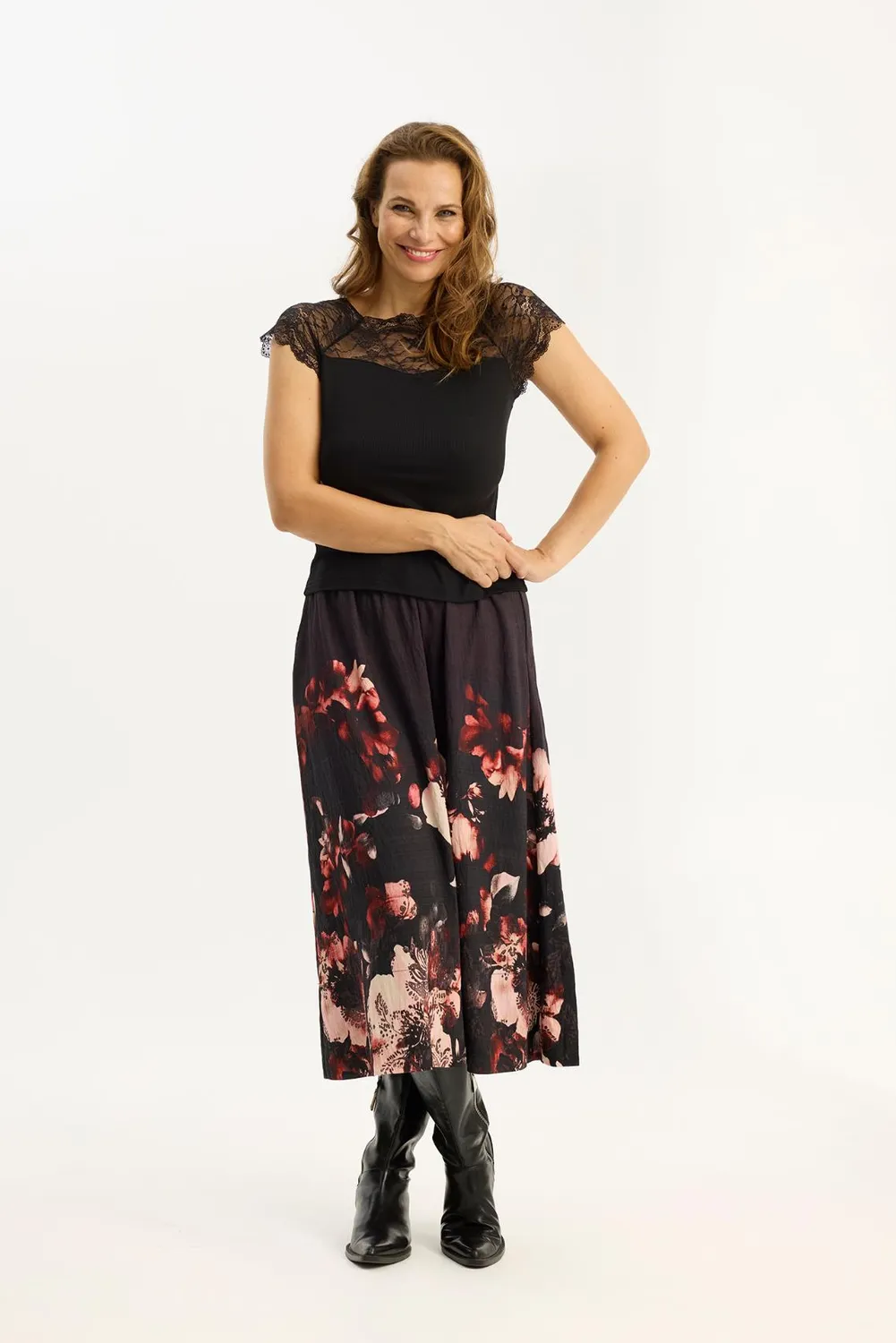 IN FRONT Yvonne top rib blonde S-XXL