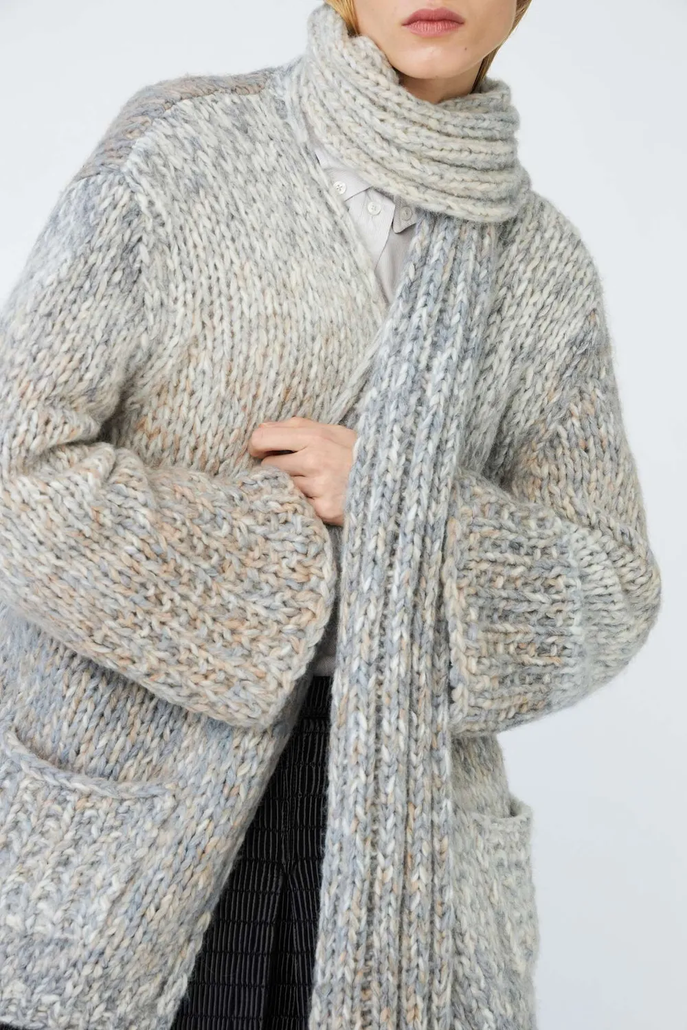 DAWNxDARE Elliot cardigan 190 cloud med lommer