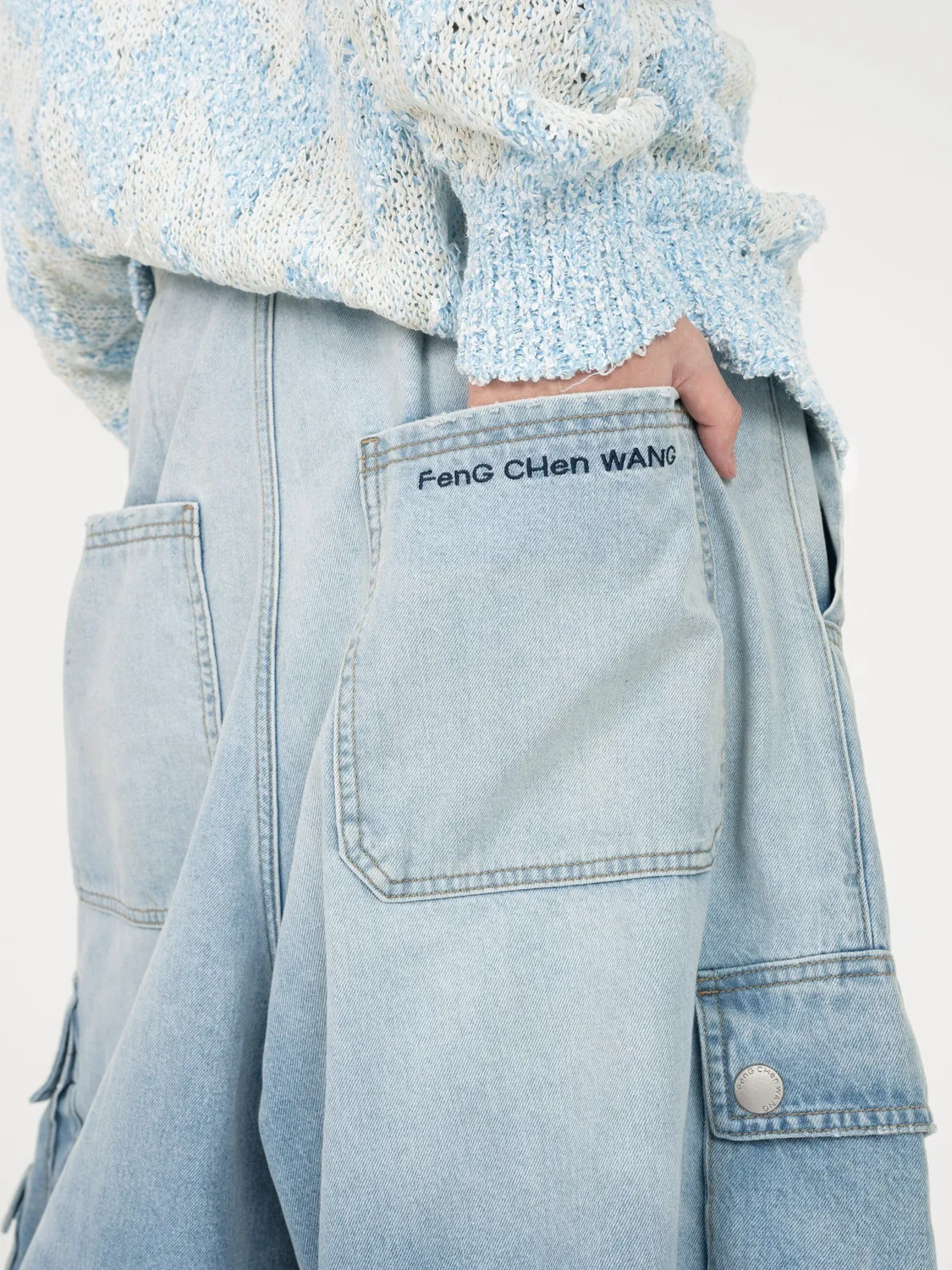 Feng Chen Wang Oversized Denim Cargo Trouser cargobukser blå