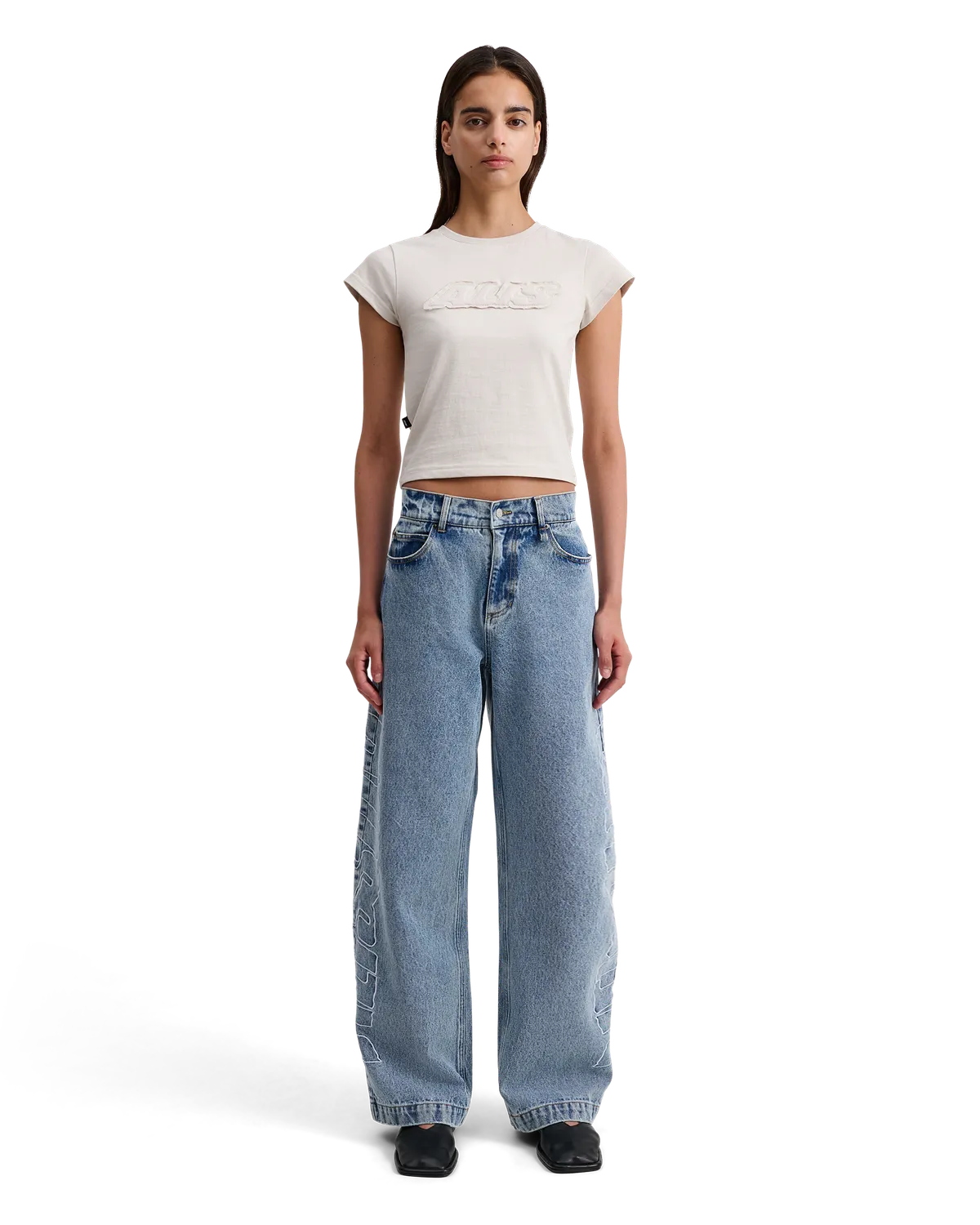 Alis Oliiey baby tee t-shirt off white tæt bomuld