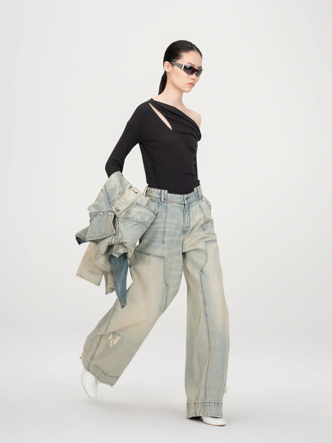 Feng Chen Wang Vintage Washed deconstructed jeans lyseblå