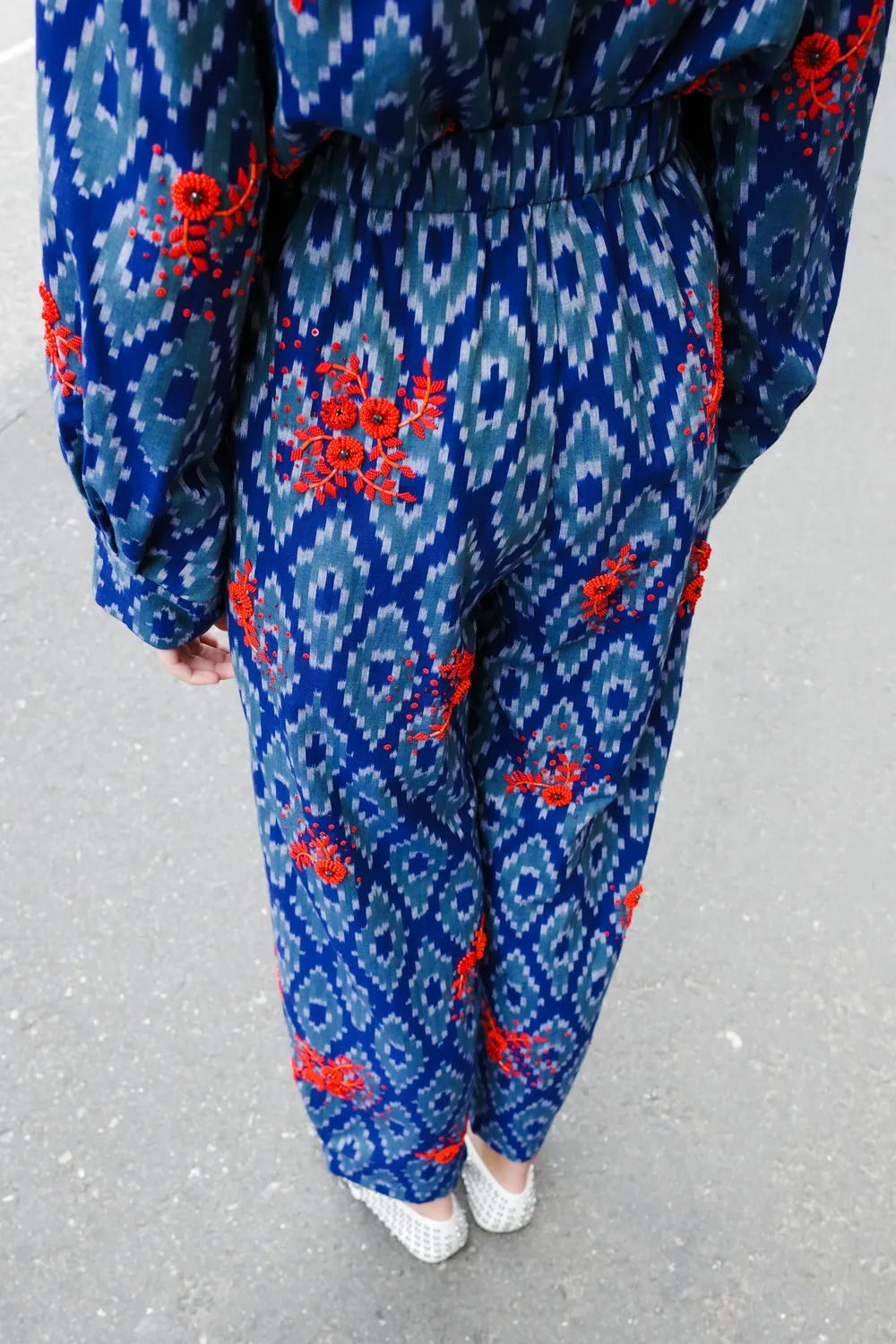 Caro Editions Coco Pants Blue Ikat bukser broderi