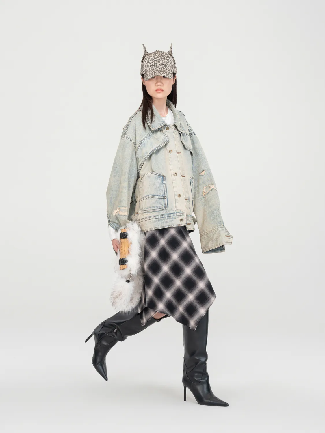Feng Chen Wang Inverted Distressed denimjakke