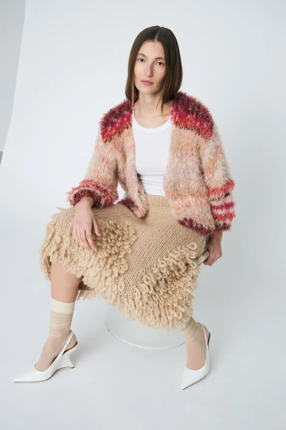 DAWNXDARE Eden cardigan garnet rose pelsknit