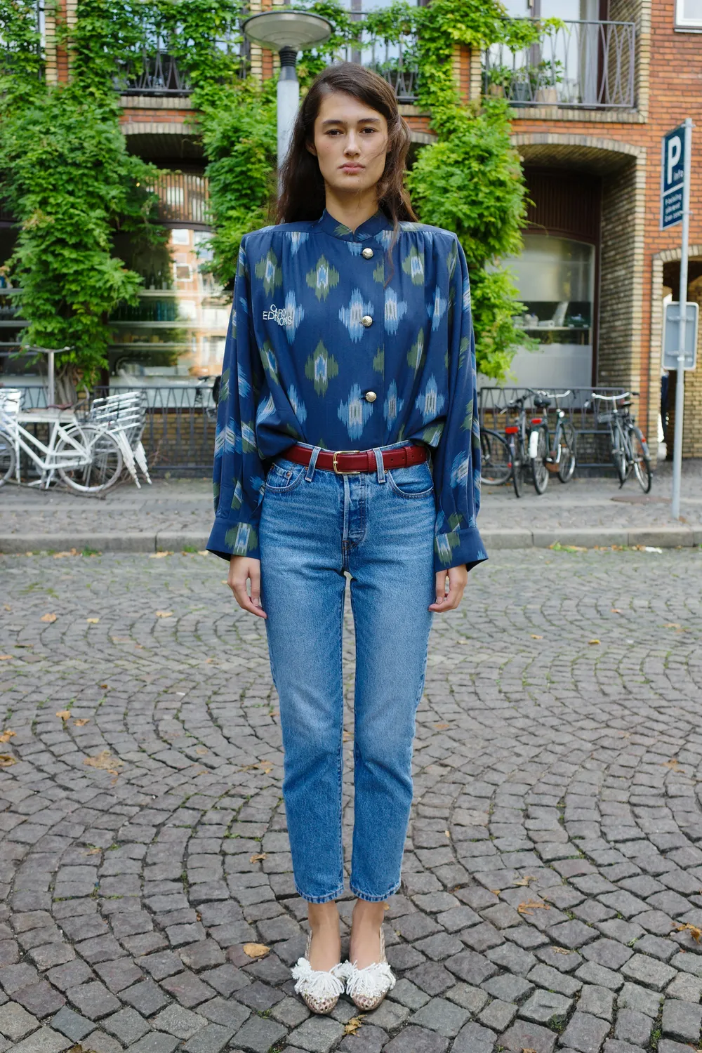 Caro Editions Susan skjortejakke navy ikat broderi