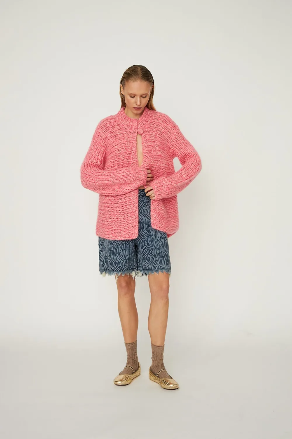 Dawnxdare Barker 219 Super Pink cardigan chunky