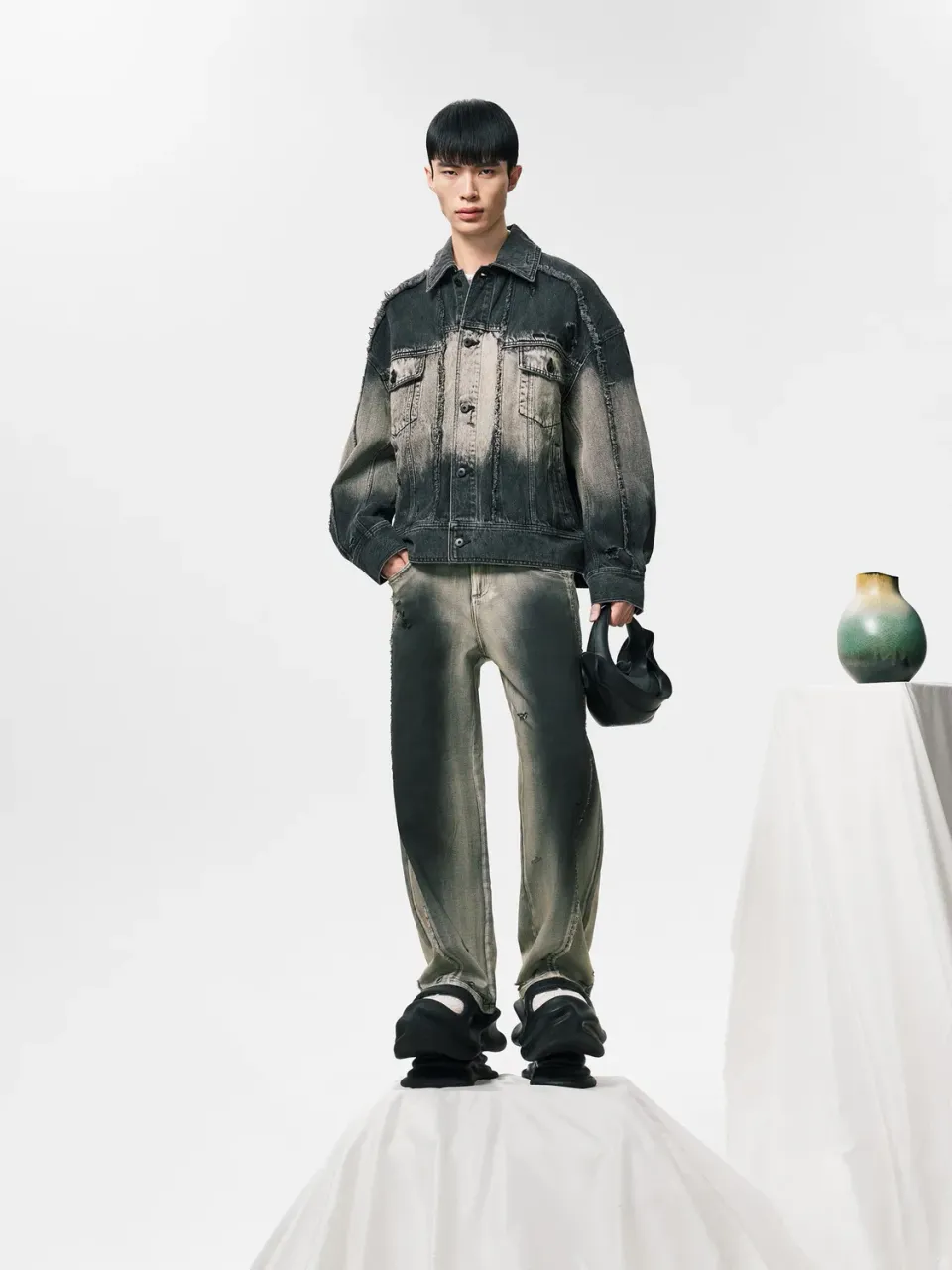Feng Chen Wang Gradient denimjakke oversize hætte