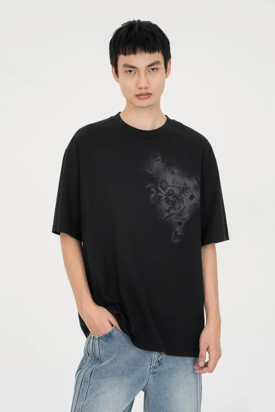 Feng Chen Wang Spray Painted Plants Dye Tee t-shirt plantefarvet